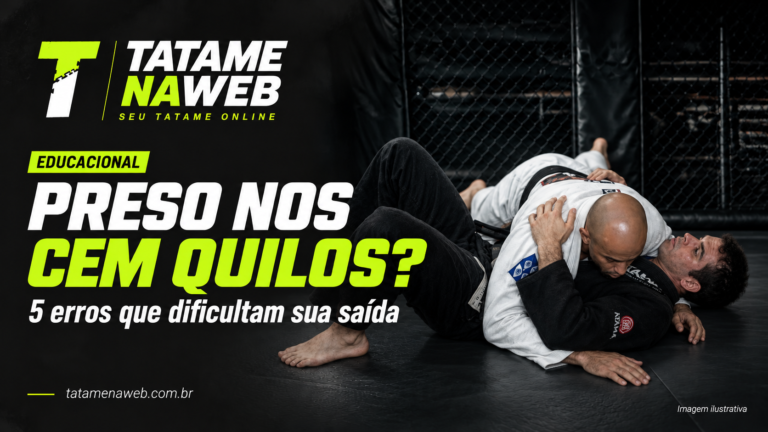 Dois praticantes demonstram o controle lateral, conhecido como cem quilos, no Jiu-Jitsu